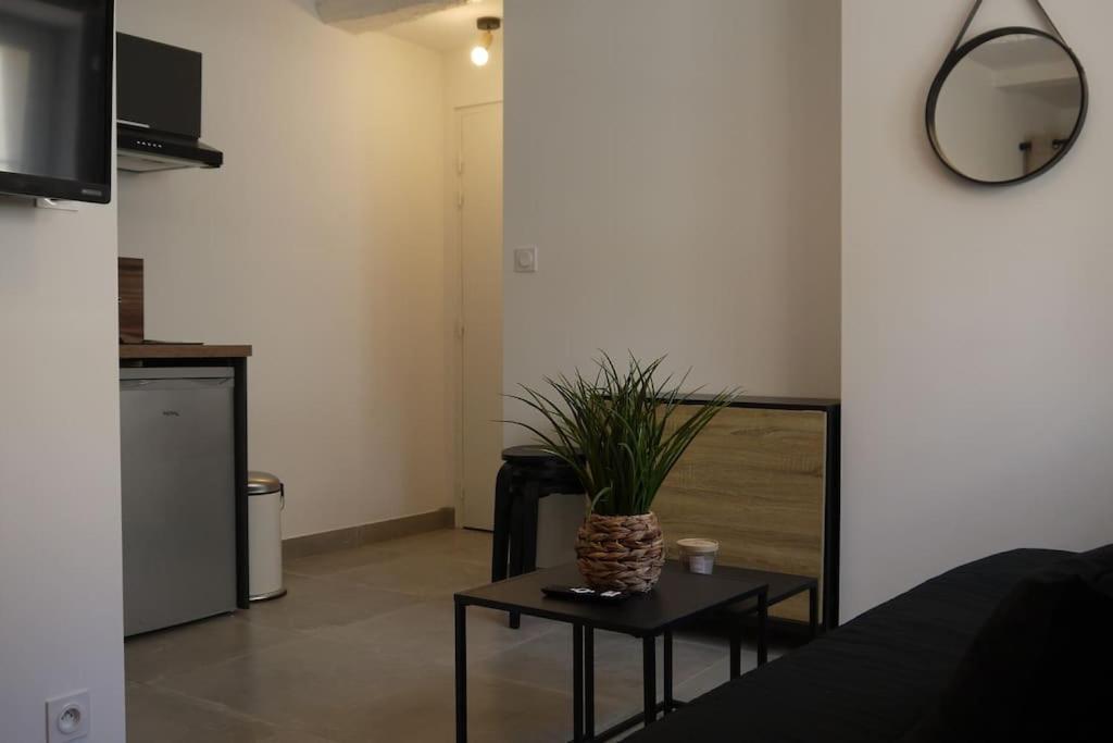 Petit Cocon Douillet Climatise Pour 2 Pers Apartman La Crau Kültér fotó
