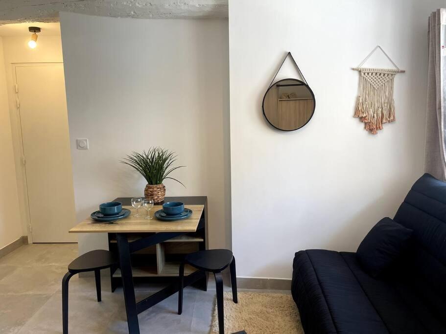 Petit Cocon Douillet Climatise Pour 2 Pers Apartman La Crau Kültér fotó