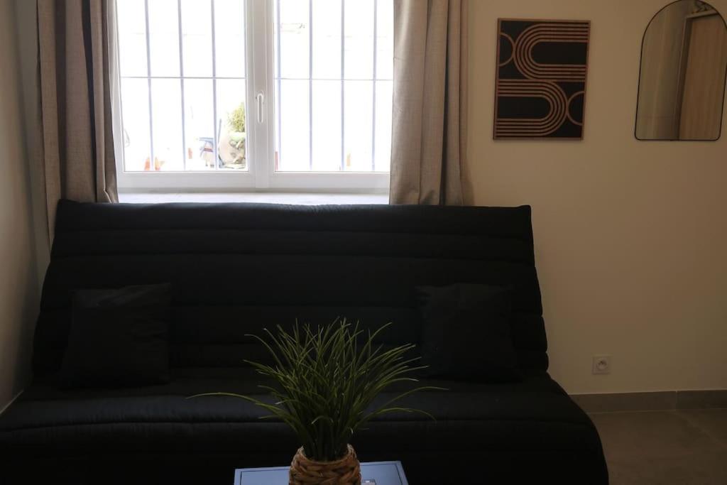 Petit Cocon Douillet Climatise Pour 2 Pers Apartman La Crau Kültér fotó